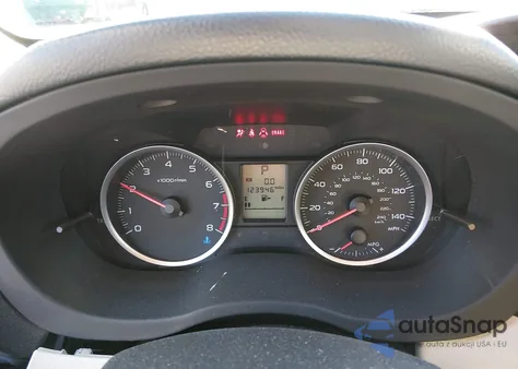 2014 Subaru Xv Crosstrek 2.0I Premium z USA, uszkodzony, nr VIN JF2GPACC2E8311171